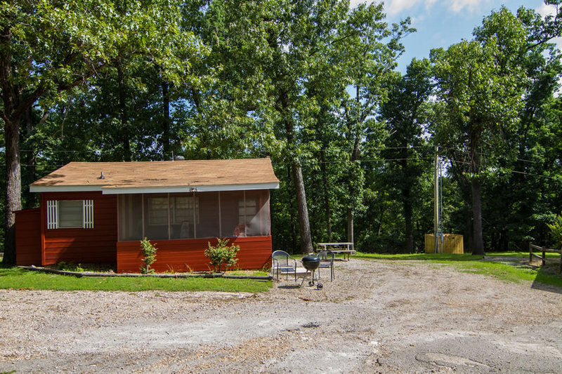 Cabin 6 One Bedroom Standard Fish & Fiddle Resort Lake Norfork