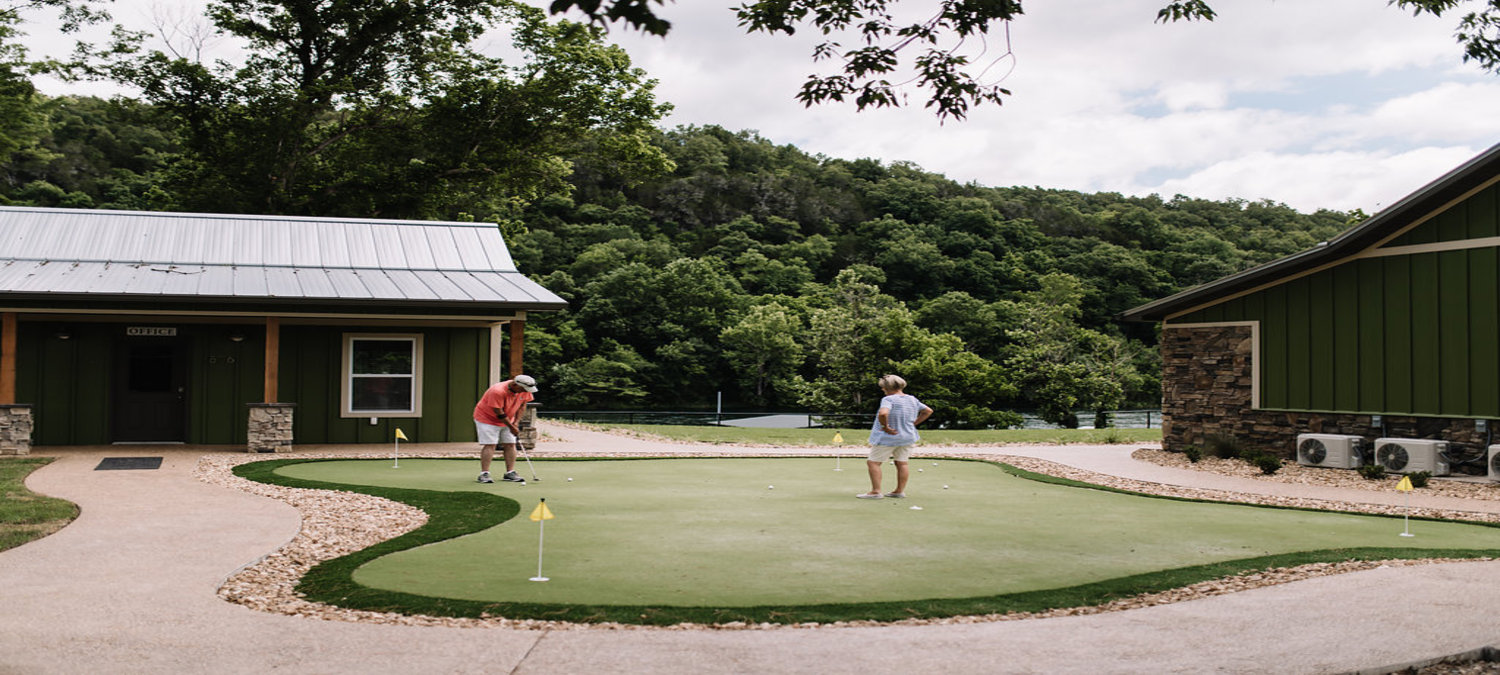 Cranor's White River Lodge on the White River Cotter, Arkansas