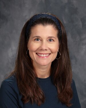 Manns, Amy | High School Librarian