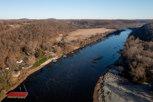 The White River Inn, trout fishing Arkansas, Arkansas fishing trip, white river fishing, fishing Arkansas, fly fishing packages