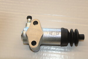 clutch slave cylinder, uses 2 of 10-972181 copper rings, order seperately