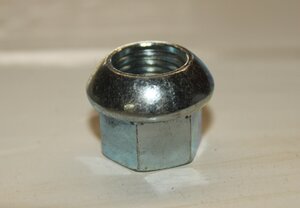 lug nut 14x1.5
