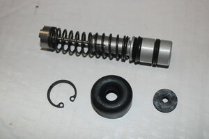 master cylinder seal kit plus piston