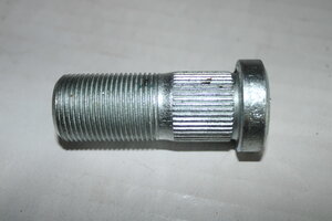 hub bolt