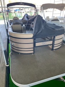 2018 25 FT VERANDA PONTOON