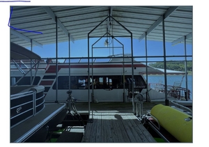 1987 Three Buoys Sunseeker Houseboat 