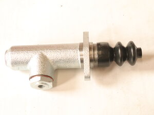 master cylinder for clutch and drum brakes uses 2 of 10-972180 copper rings per cylinder, order seperately