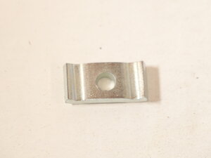 metal retainer, for two lines, need 2 PCS to make one