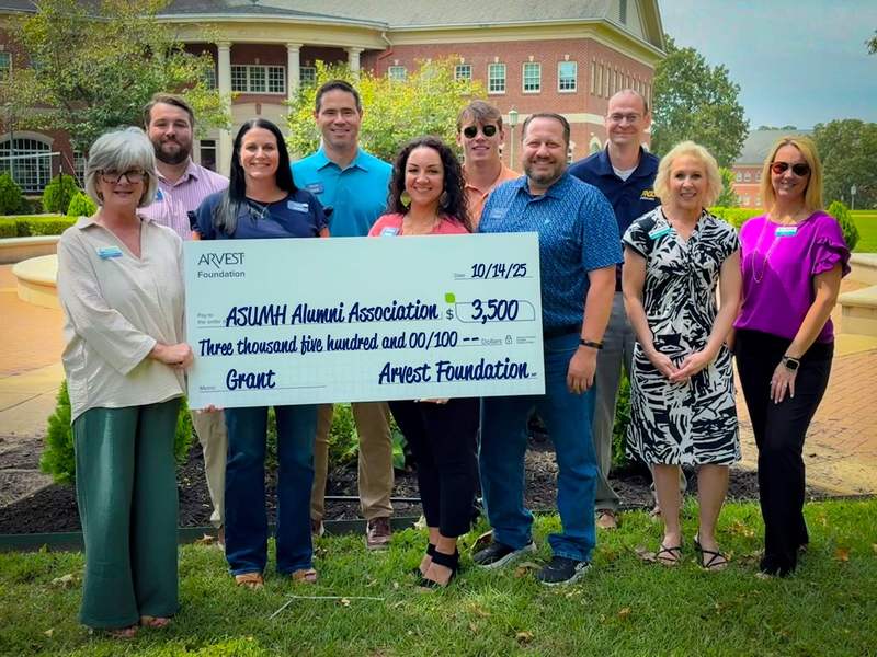 Arvest Foundation awards $3,500 grant to support ASUMH Alumni Association
